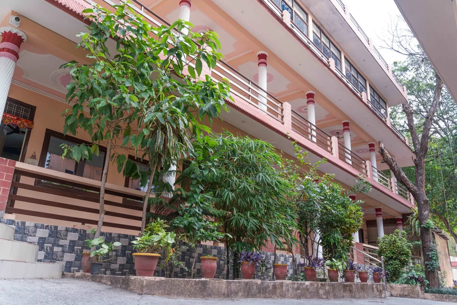 Campus | Prenatal & Postnatal Yoga Teacher Training in Rishikesh, India | Prenatal - Postnatal TTC in Rishikesh | Gurukul Yogashala